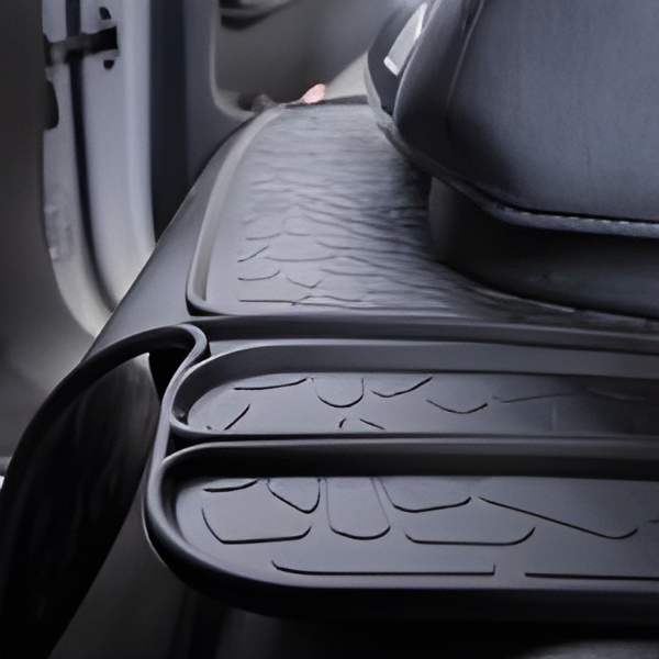 PREPREČITE TRAJNE VDELNINE V SVOJIH SEDEŽIH